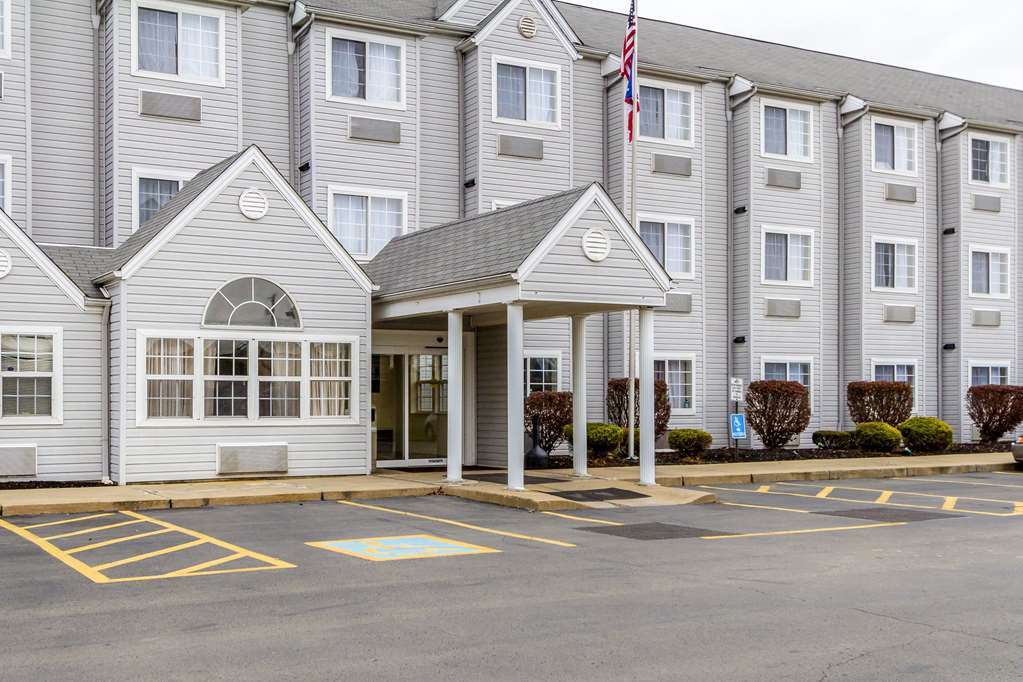 Quality Inn & Suites North Lima - Boardman Exterior photo